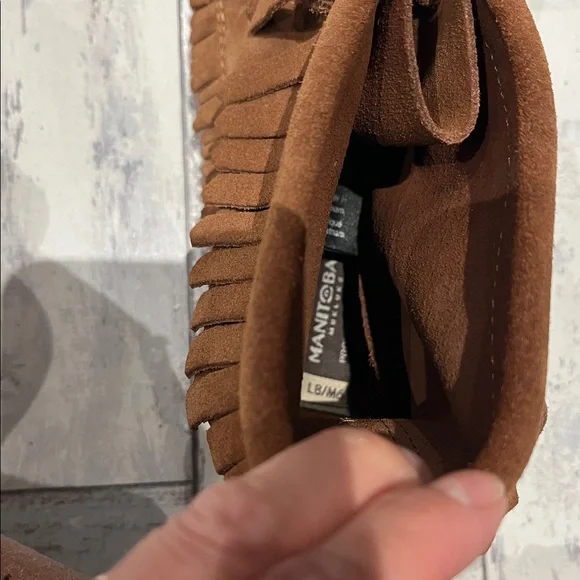 Manitobah Harvester Lined size 8 - Picture 4 of 4